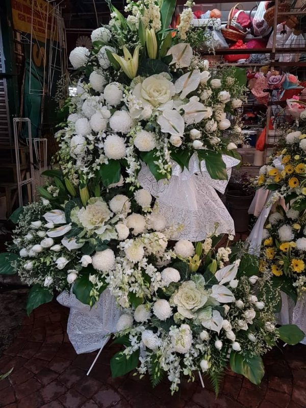 Wreath Flower Stand #9003